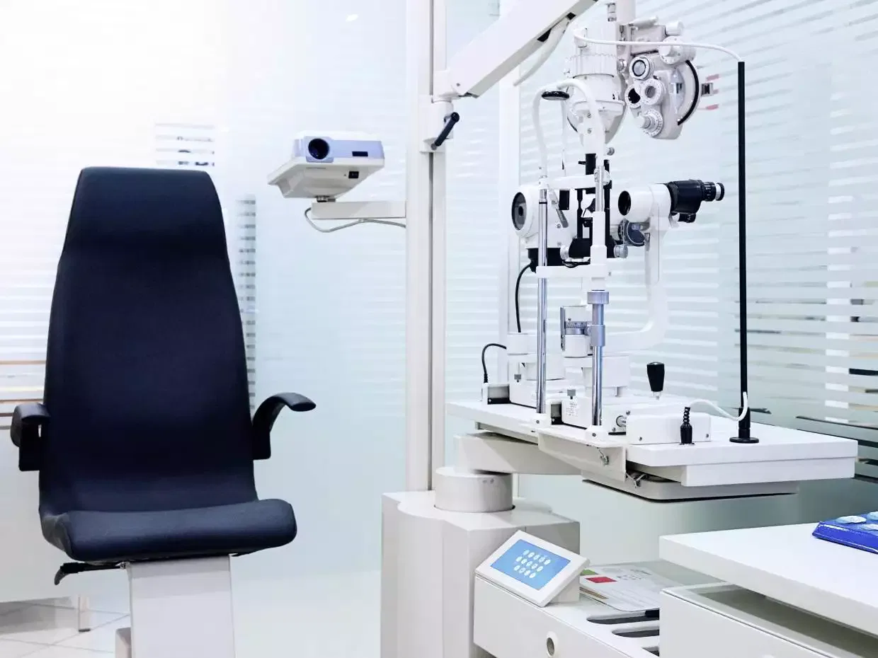 Dr Anurag S. Agarwal - Eye Specialist in Goregaon West